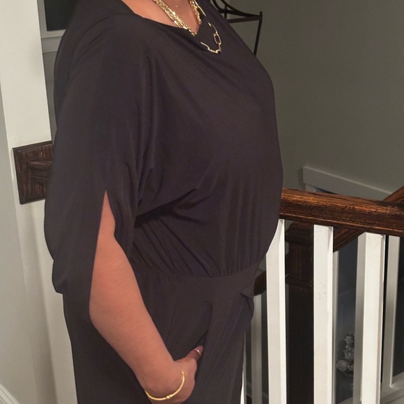 Sophisticated Black Jumpsuit - Picture 3 of 4